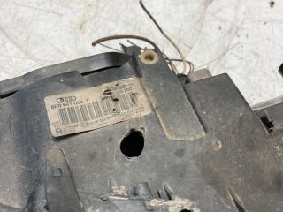 bontott AUDI A4 B6 Jobb Fényszóró