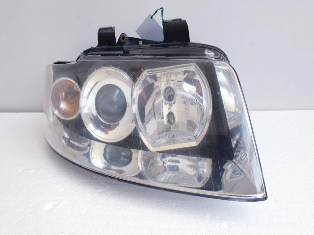 bontott AUDI A4 B6 Jobb Fényszóró