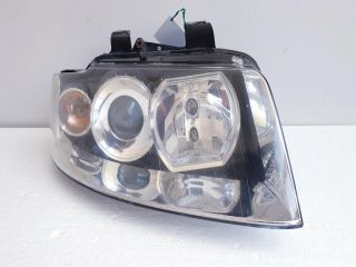 bontott AUDI A4 B6 Jobb Fényszóró