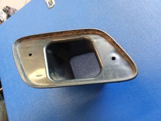 bontott AUDI A4 B6 Jobb Fényszórómosó Fedél