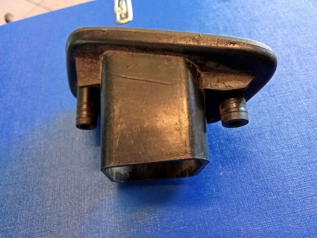 bontott AUDI A4 B6 Jobb Fényszórómosó Fedél