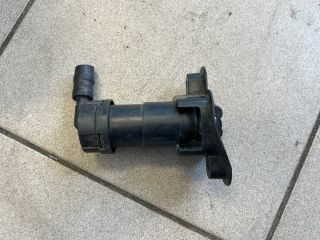 bontott AUDI A4 B6 Jobb Fényszórómosó Fúvóka