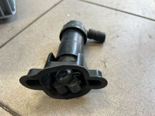 bontott AUDI A4 B6 Jobb Fényszórómosó Fúvóka