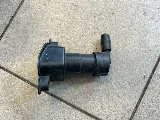 bontott AUDI A4 B6 Jobb Fényszórómosó Fúvóka