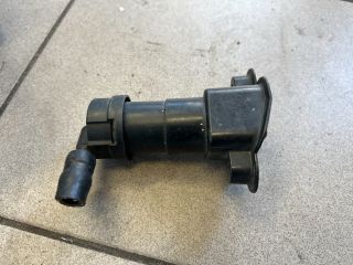 bontott AUDI A4 B6 Jobb Fényszórómosó Fúvóka