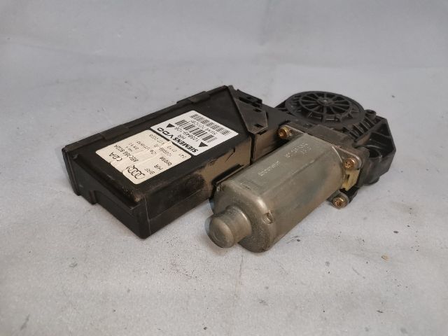 bontott AUDI A4 B6 Jobb hátsó Ablakemelő Motor