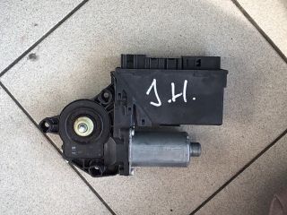 bontott AUDI A4 B6 Jobb hátsó Ablakemelő Motor