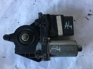 bontott AUDI A4 B6 Jobb hátsó Ablakemelő Motor