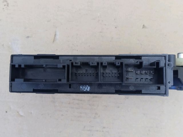 bontott AUDI A4 B6 Jobb hátsó Ablakemelő Motor