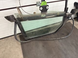 bontott AUDI A4 B6 Jobb hátsó Ablakemelő Szerkezet (Elektromos)