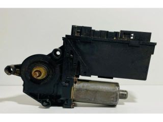 bontott AUDI A4 B6 Jobb hátsó Ablaktörlő Motor