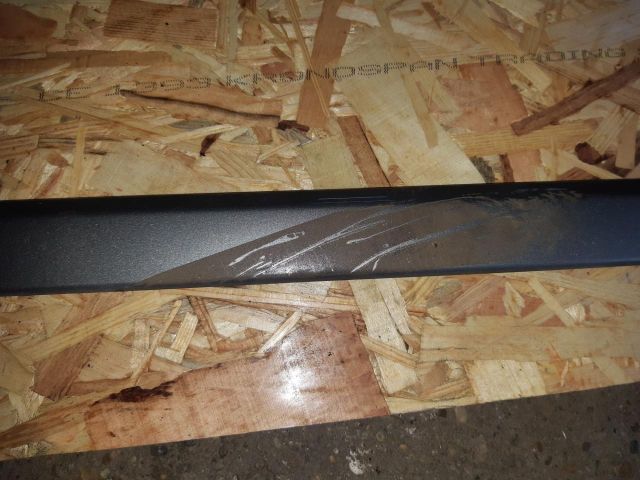 bontott AUDI A4 B6 Jobb hátsó Ajtó Díszléc