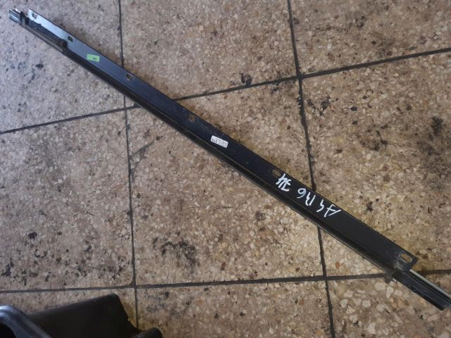 bontott AUDI A4 B6 Jobb hátsó Ajtó Díszléc