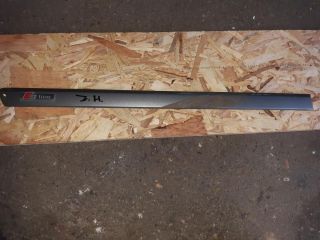 bontott AUDI A4 B6 Jobb hátsó Ajtó Díszléc