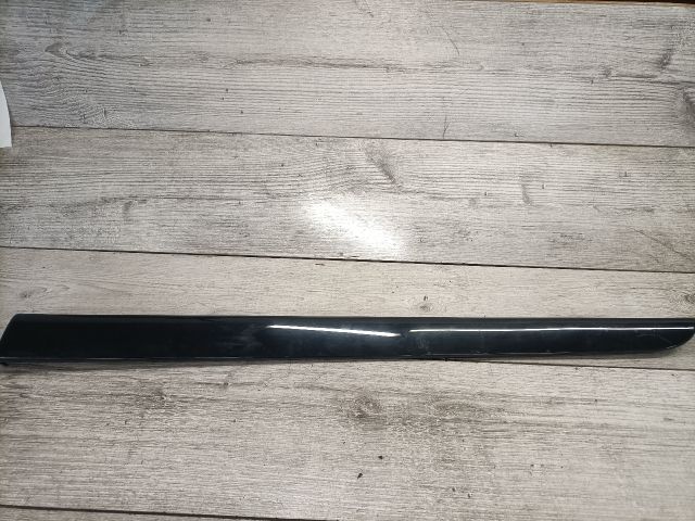 bontott AUDI A4 B6 Jobb hátsó Ajtó Kárpit Díszléc