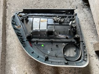 bontott AUDI A4 B6 Jobb hátsó Ajtó Kárpit