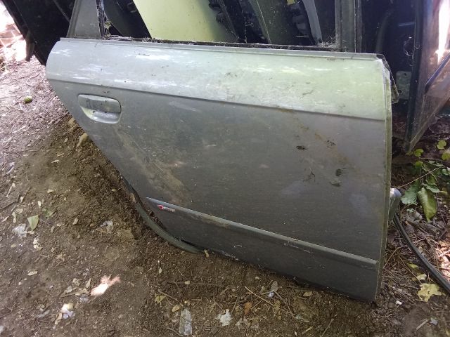 bontott AUDI A4 B6 Jobb hátsó Ajtó (Üres lemez)