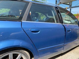 bontott AUDI A4 B6 Jobb hátsó Ajtó (Üres lemez)