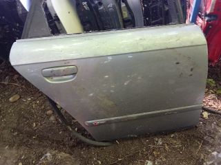 bontott AUDI A4 B6 Jobb hátsó Ajtó (Üres lemez)