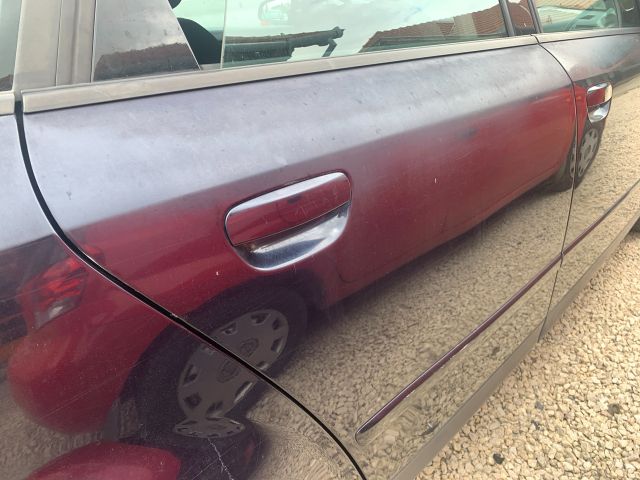 bontott AUDI A4 B6 Jobb hátsó Ajtó (Üres lemez)