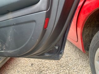 bontott AUDI A4 B6 Jobb hátsó Ajtó (Üres lemez)