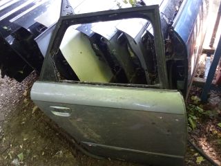 bontott AUDI A4 B6 Jobb hátsó Ajtó (Üres lemez)