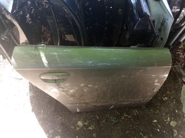 bontott AUDI A4 B6 Jobb hátsó Ajtó (Üres lemez)