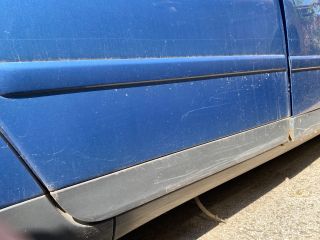 bontott AUDI A4 B6 Jobb hátsó Ajtó (Üres lemez)