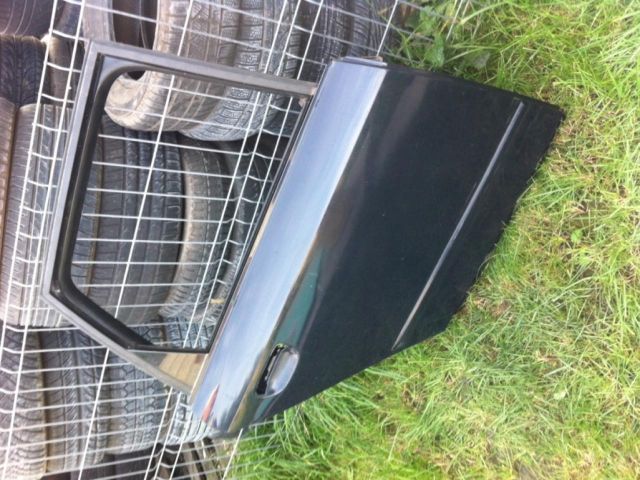 bontott AUDI A4 B6 Jobb hátsó Ajtó (Üres lemez)