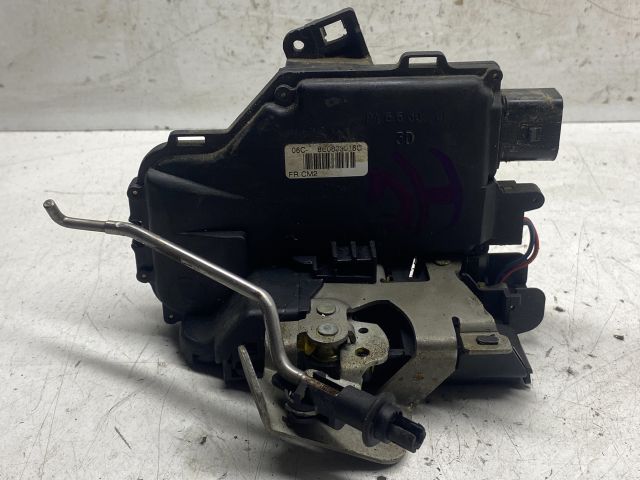 bontott AUDI A4 B6 Jobb hátsó Ajtózár