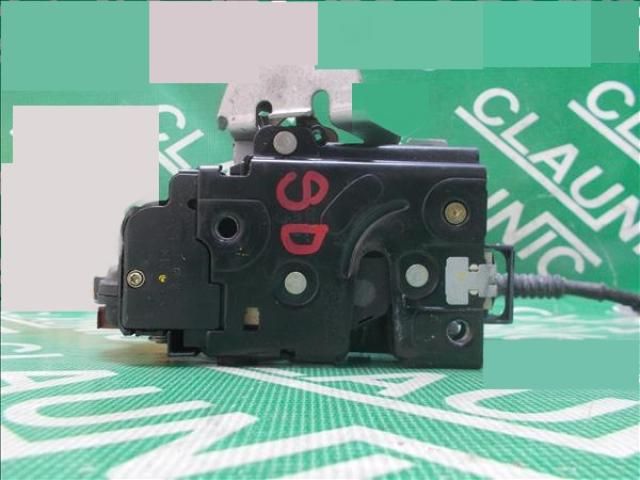 bontott AUDI A4 B6 Jobb hátsó Ajtózár