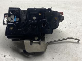 bontott AUDI A4 B6 Jobb hátsó Ajtózár