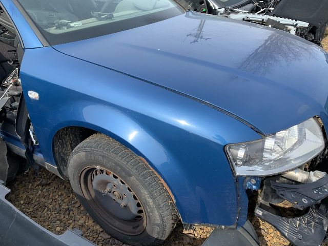 bontott AUDI A4 B6 Jobb hátsó Dobbetét (Kerékjárati, Műanyag)