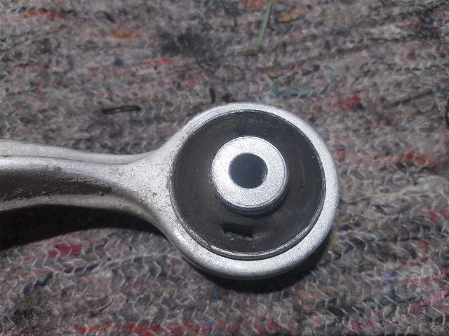 bontott AUDI A4 B6 Jobb hátsó Felső Lengőkar