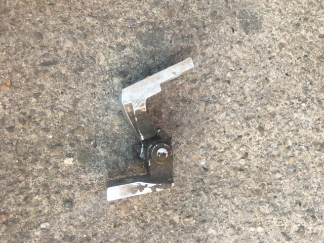 bontott AUDI A4 B6 Jobb hátsó Felső Zsanér