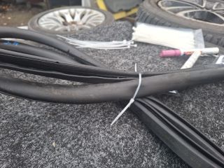 bontott AUDI A4 B6 Jobb hátsó Gumikéder