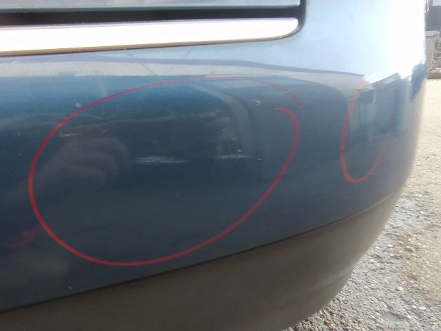 bontott AUDI A4 B6 Jobb hátsó Gumikéder