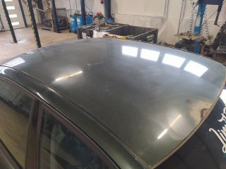 bontott AUDI A4 B6 Jobb hátsó Gumikéder