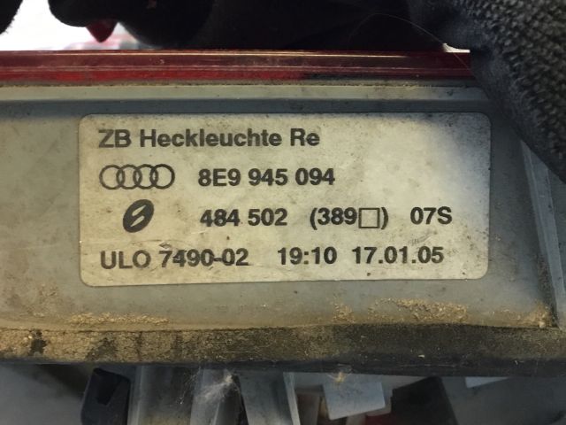 bontott AUDI A4 B6 Jobb Hátsó Lámpa