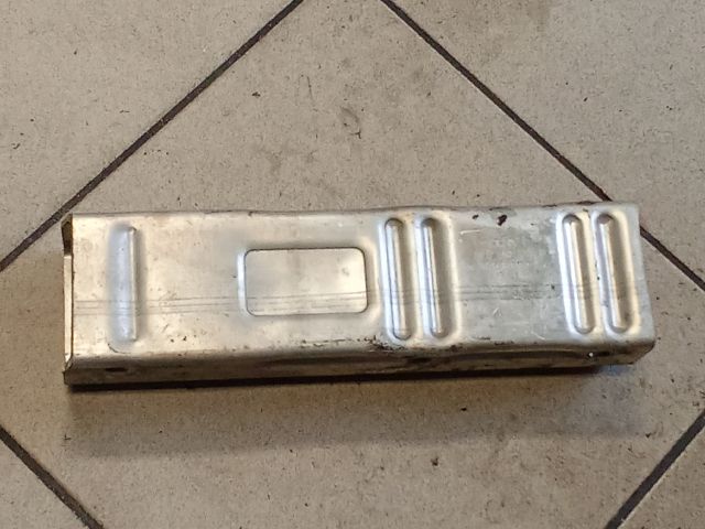 bontott AUDI A4 B6 Jobb hátsó Lökhárító Merevítő (Fém)