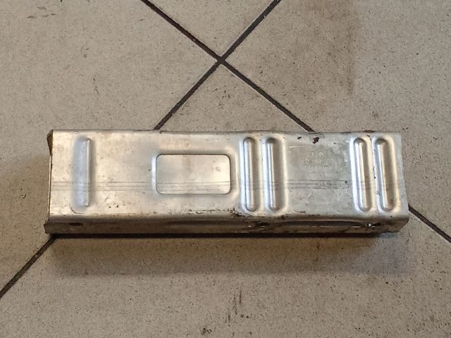 bontott AUDI A4 B6 Jobb hátsó Lökhárító Merevítő (Fém)