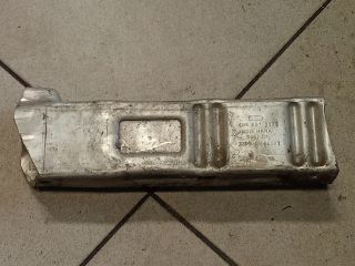 bontott AUDI A4 B6 Jobb hátsó Lökhárító Merevítő (Fém)