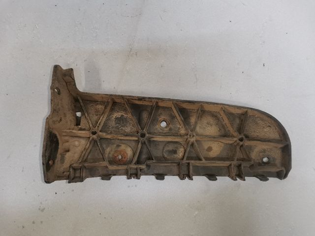 bontott AUDI A4 B6 Jobb hátsó Lökhárító Tartó (Műanyag)