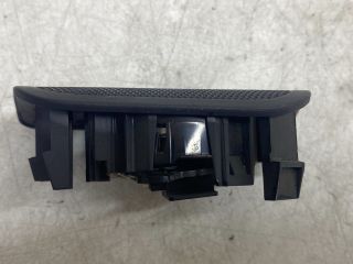 bontott AUDI A4 B6 Jobb hátsó Magassugárzó Hangszóró