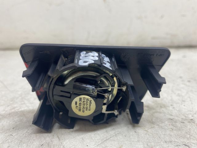 bontott AUDI A4 B6 Jobb hátsó Magassugárzó Hangszóró