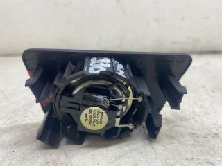 bontott AUDI A4 B6 Jobb hátsó Magassugárzó Hangszóró