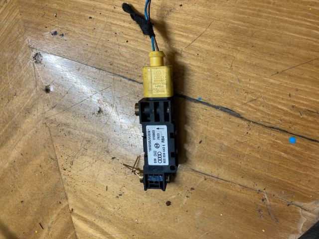 bontott AUDI A4 B6 Jobb hátsó Oldal Ütközés Érzékelő