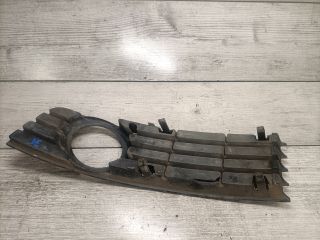 bontott AUDI A4 B6 Jobb Ködfényszóró Lámpakeret