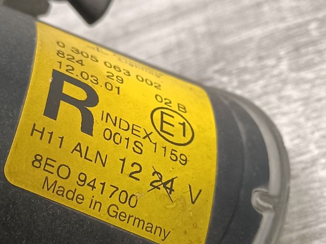 bontott AUDI A4 B6 Jobb Ködfényszóró