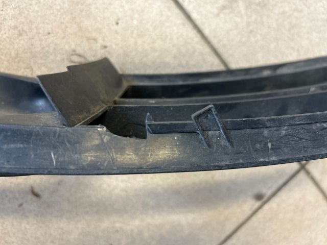 bontott AUDI A4 B6 Jobb Ködlámpa Rács